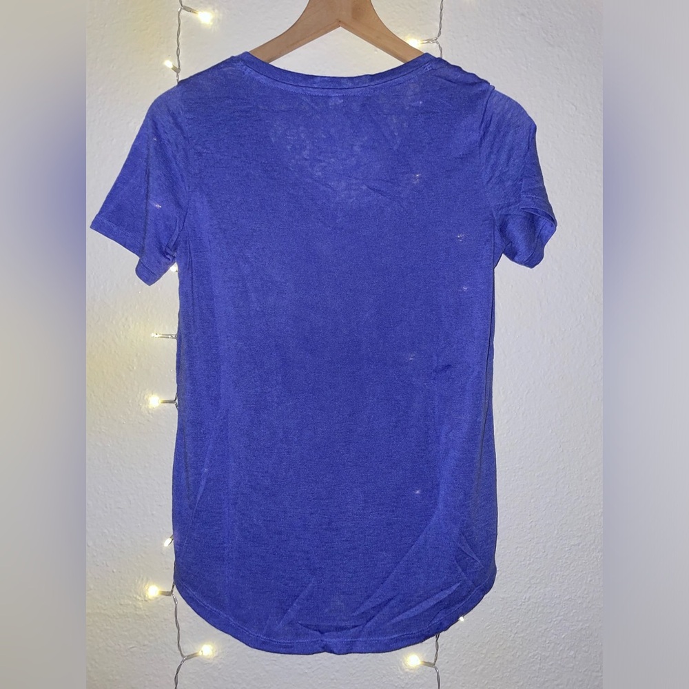 Athleta V-neck Tee | XS | Purple - Picture 4 of 4